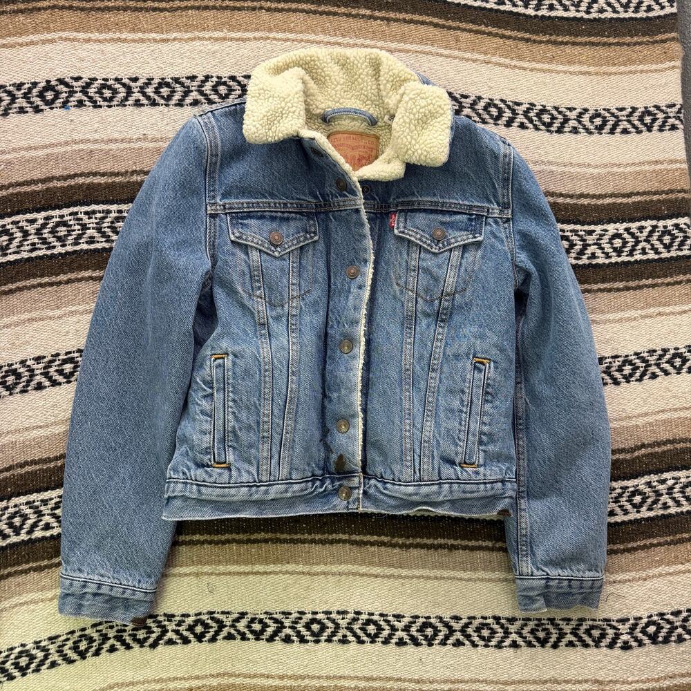 Women's Levi's Sherpa Lined Blue Jean Midwash Denim Snap Trucker Jacket Sz XS
